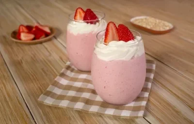 Frappé de fresa con avena Coffee Mate® Frappé de fresa con avena Coffee Mate®