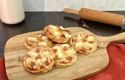 Mini Pizza con Pan de Sándwich Mini Pizza con Pan de Sándwich