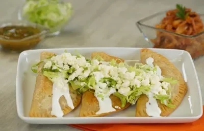 Quesadillas de tinga de res