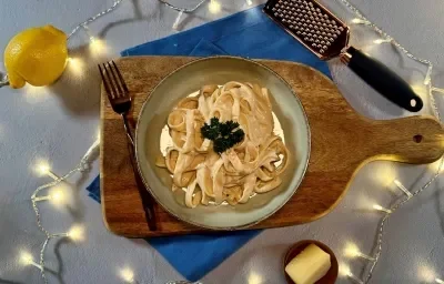 Pasta en Crema de Limón y Ajo Pasta en Crema de Limón y Ajo