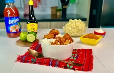 Esquites Preparados con Maggi y Clamato