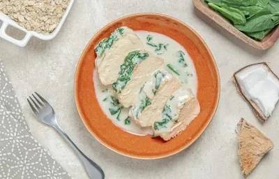Pechugas cremosas con espinacas Pechugas cremosas con espinacas