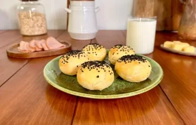 Bollitos de Leche NIDO Rellenos de Jamón y Queso