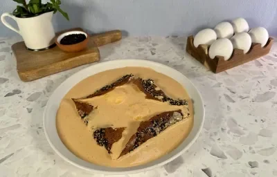 Huevos con Costra de Ajonjolí Huevos con Costra de Ajonjolí
