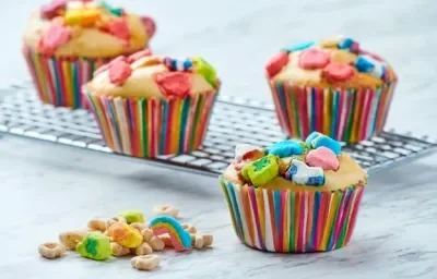 LUCKY CAKES