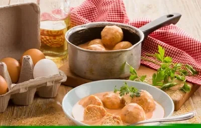 Albóndigas de pollo en salsa de chipotle Albóndigas de pollo en salsa de chipotle