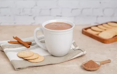 Atole de Chocolate con Galletas Marías Atole de Chocolate con Galletas Marías