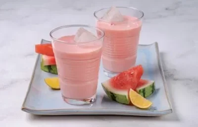 Limonada de Lima con Sandía Limonada de Lima con Sandía
