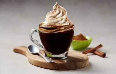 CAFÉ ESPAÑOL preparado con NESCAFÉ® TASTER'S CHOICE® CAFÉ ESPAÑOL preparado con NESCAFÉ® TASTER'S CHOICE®