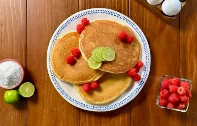 Hot Cakes de Limón y Queso