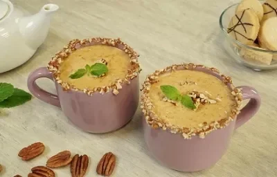 Atole de dulce de leche con nuez Atole de dulce de leche con nuez