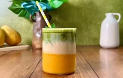 Mango Matcha Latte Frío
