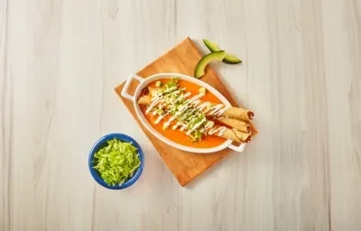 Tacos dorados ahogados