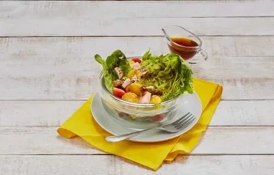 Ensalada con vinagreta de mandarina Ensalada con vinagreta de mandarina