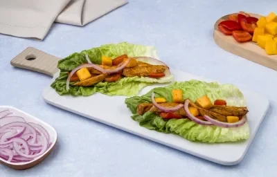 Tacos de Lechuga con Pollo Picosito