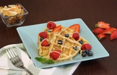 Waffles de cereal con fruta