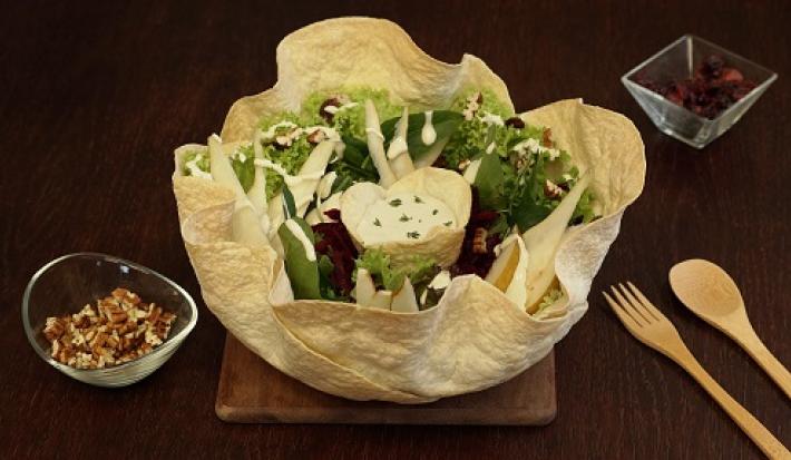 Ensalada con aderezo de queso azul y tomillo