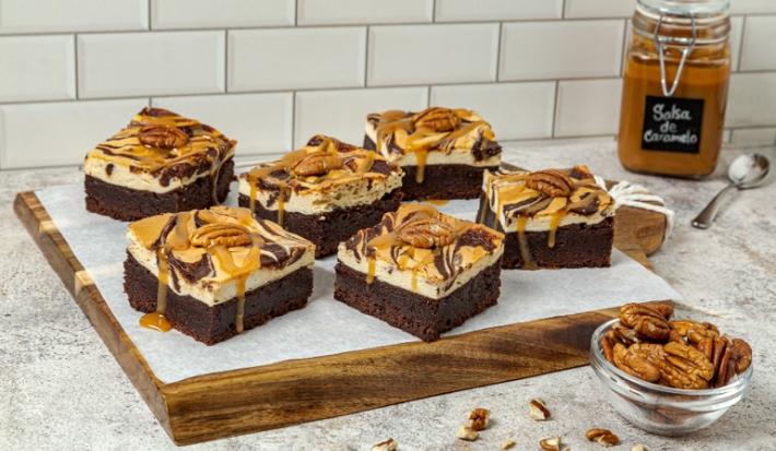 Brownie Cheesecake con Caramelo