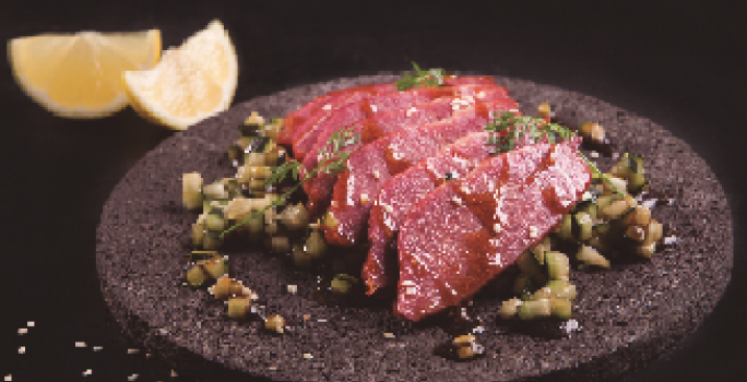 Lomo de atún ahumado con salsa de ajonjolí | Recetas Nestlé