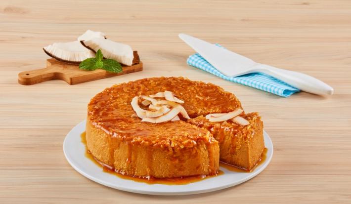 Flan de dulce de leche y coco