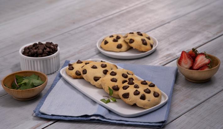 GALLETAS con CHISPAS de CHOCOLATE preparadas con LA LECHERA®