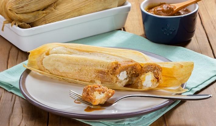 Tamales dulces con queso