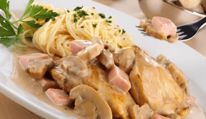Pollo en crema de champiñones | Recetas Nestlé Pollo en crema de champiñones | Recetas Nestlé