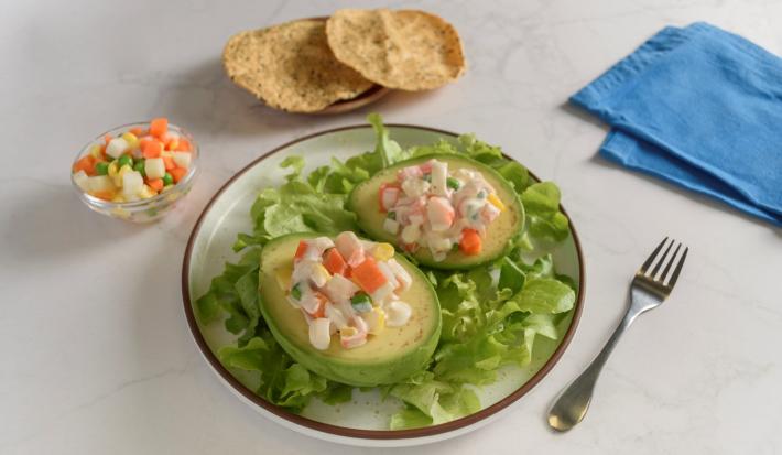 Aguacates Rellenos con Surimi