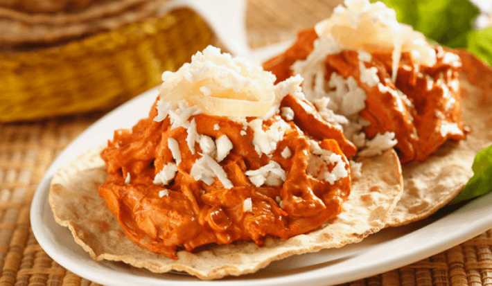 Tinga de pollo en salsa de guajillo | Recetas Nestlé Tinga de pollo en salsa de guajillo | Recetas Nestlé