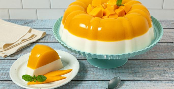 Gelatina de mango con crema