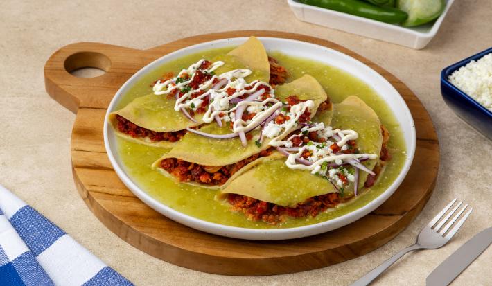 Enchiladas Verdes con Tocino