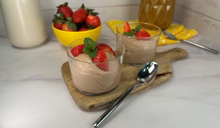 Cremoso de Chocolate con Fresa