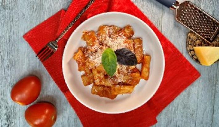Pasta con Salsa de Jitomate Rostizado