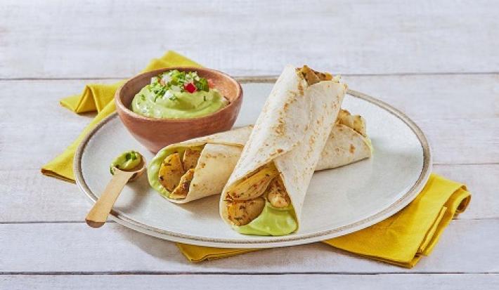 Tacos de pollo a la leña con guacamole