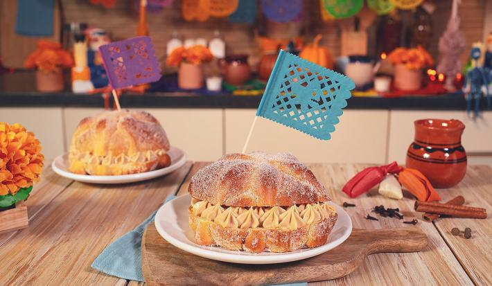 PAN de MUERTO CHAI LATTE preparado con Leche Condensada LA LECHERA®