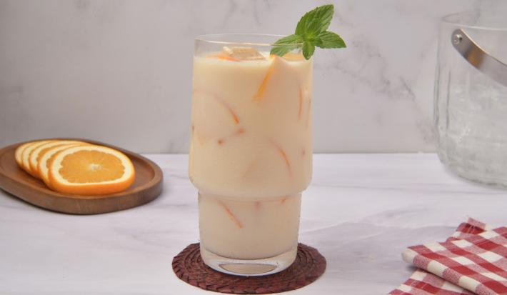 Agua de Naranja Cremosa