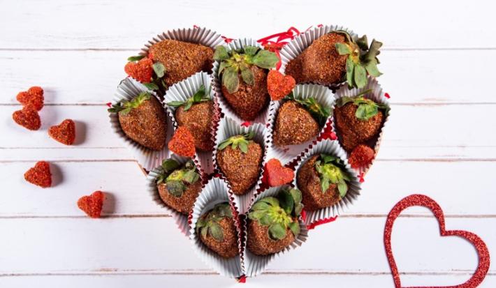 FRESAS PICA preparadas con JUGO MAGGI®