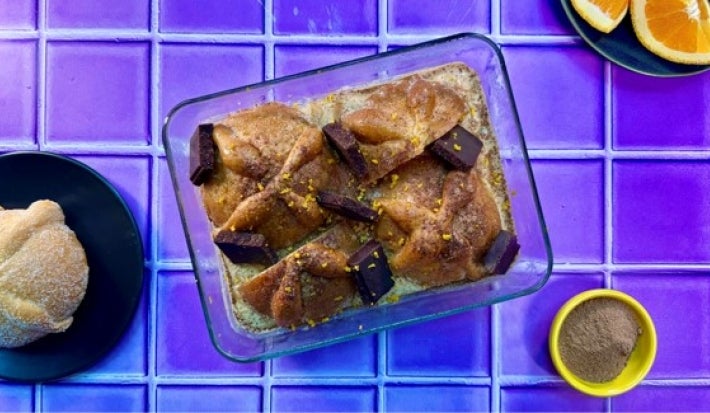 Tiramisú de Pan de Muerto con Chocolate Abuelita Tiramisú de Pan de Muerto con Chocolate Abuelita