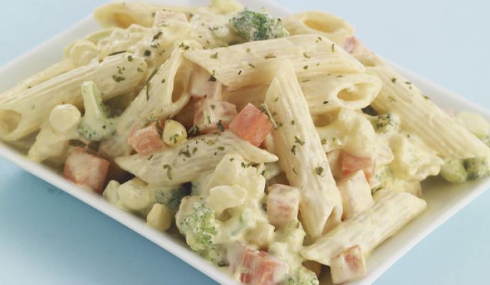 Pasta con salsa de mostaza Pasta con salsa de mostaza