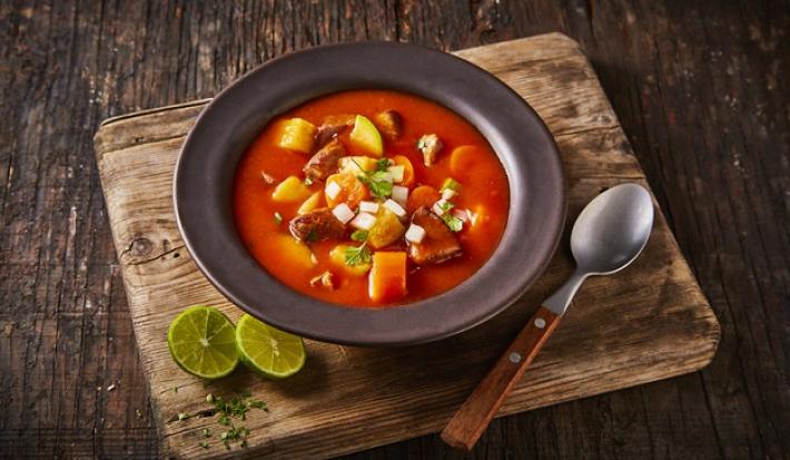 Caldo de res con verduras