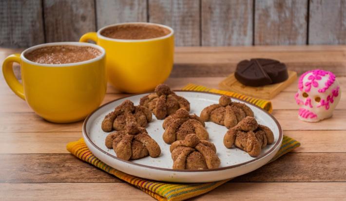 Galletas de Pan de Muerto de Chocolate