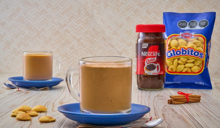 Atole de Arroz con Galletas