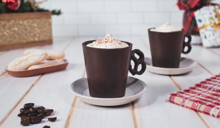 TAZA DE TIRAMISÚ preparada con Leche Condensada LA LECHERA®