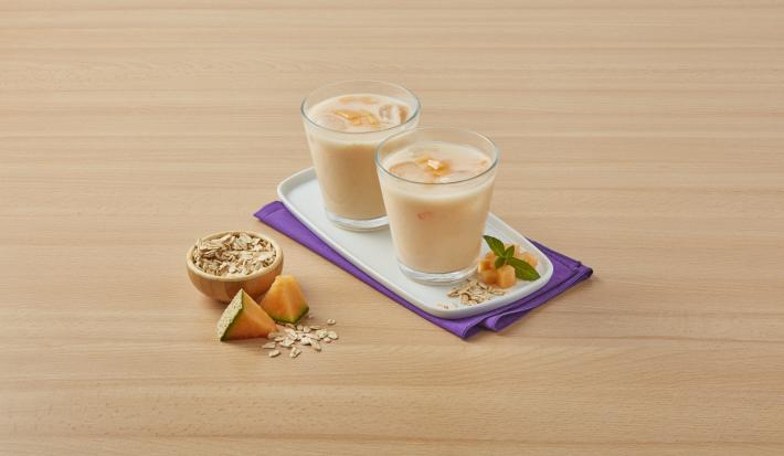 Agua de avena con melón