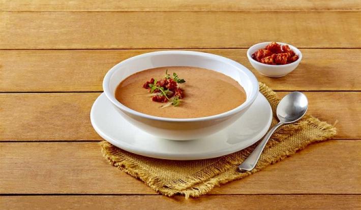 Crema de papa con chorizo Crema de papa con chorizo