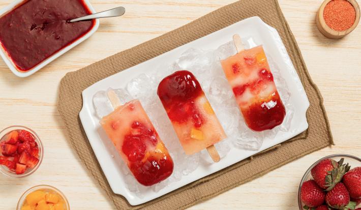 Paletas de verano con chamoy