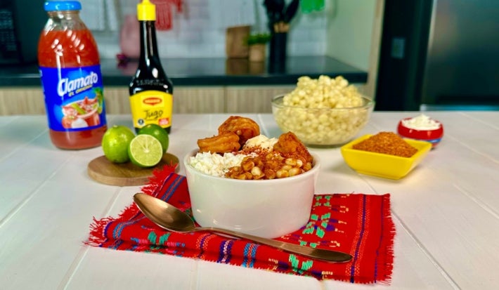 Esquites Preparados con Maggi y Clamato