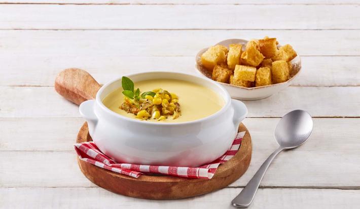 Crema de flor de calabaza con elote Crema de flor de calabaza con elote