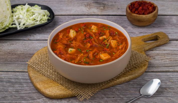 Sopa de Col con Chorizo