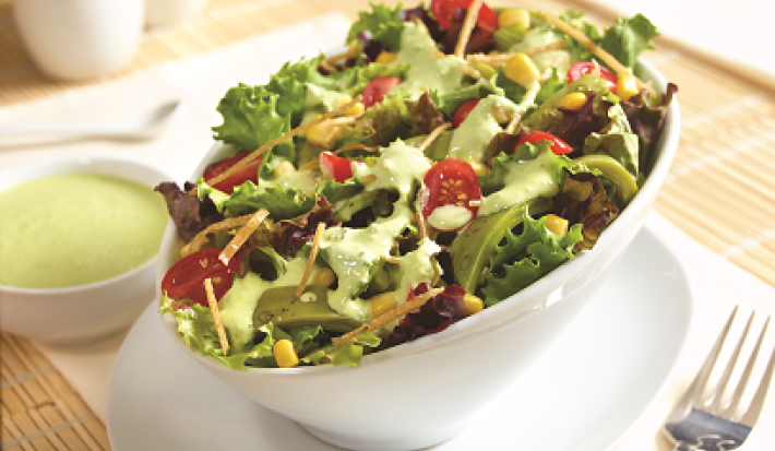 ENSALADA CON ADEREZO DE POBLANO